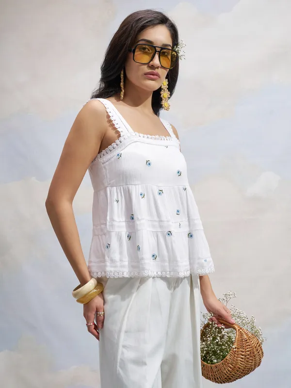 Vara By Vishudh Women White Embroidered Top