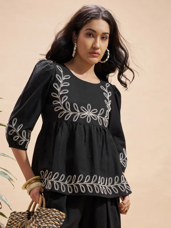 Vara By Vishudh Women Black Embroidered Top