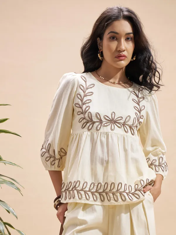 Vara By Vishudh Women Cream Embroidered Top