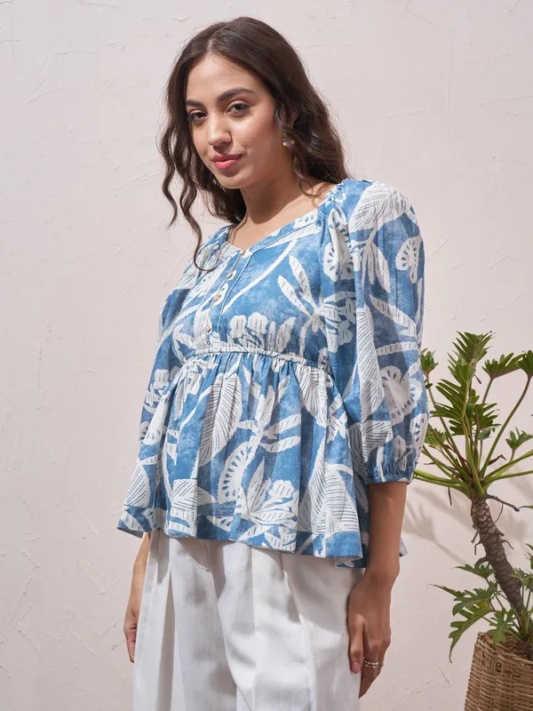 Vara By Vishudh Womens Blue Printed Regular Top
