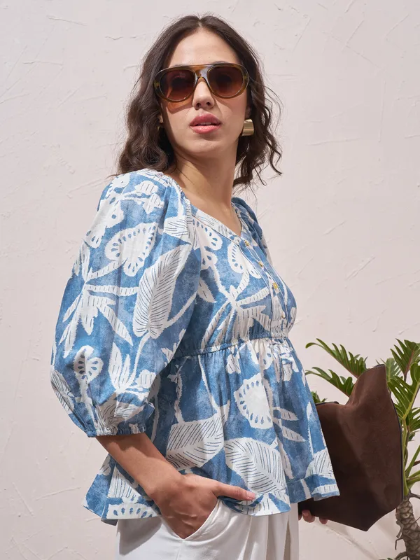 Vara By Vishudh Womens Blue Printed Regular Top