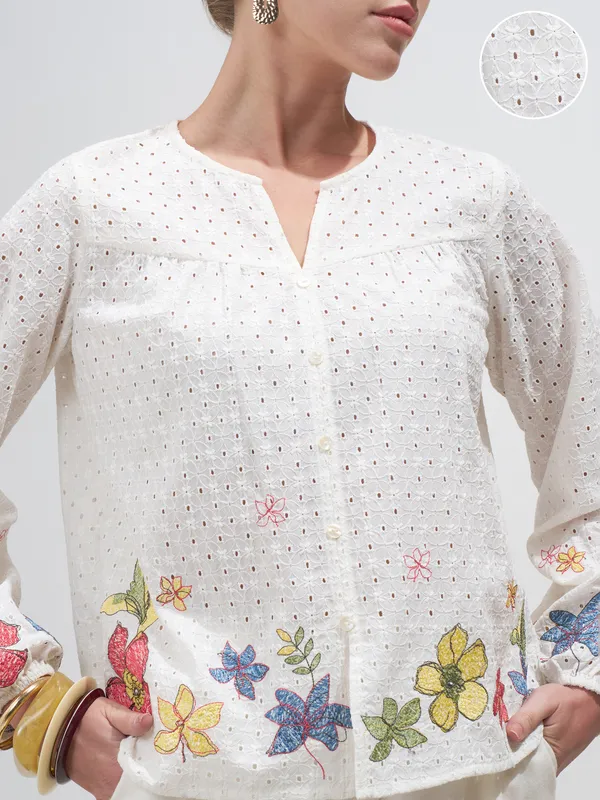 Vara By Vishudh Women Off White Embroidered Top