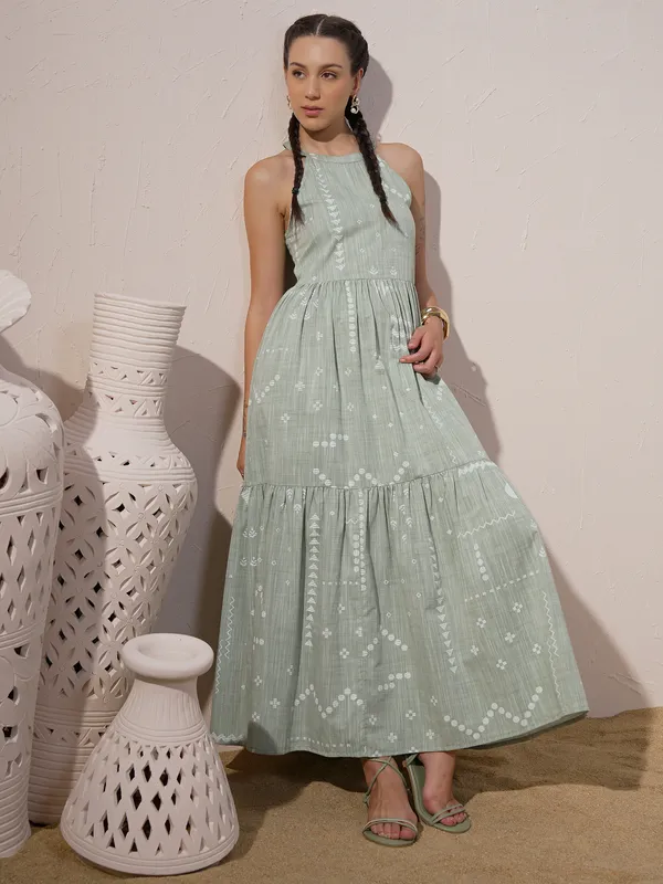 Vara By Vishudh Women Green Printed Maxi Dress