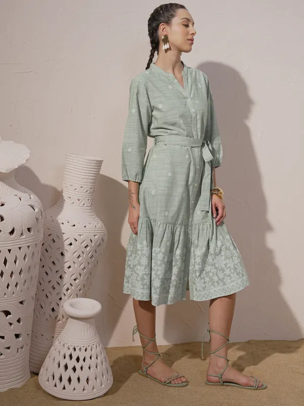 Vara By Vishudh Women Green Printed Fit And Flare Dress