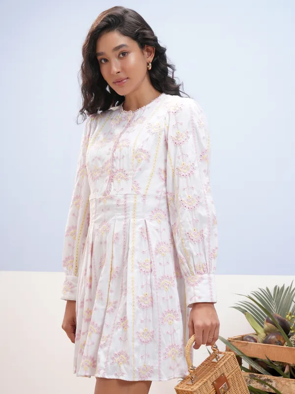 Vara By Vishudh Women White Embroidered A-Line Dress