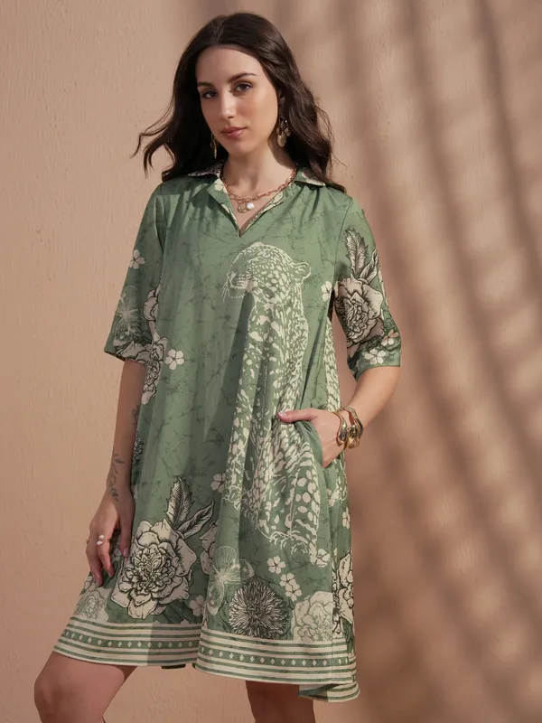 Vara By Vishudh Women Green Printed A-Line Dress