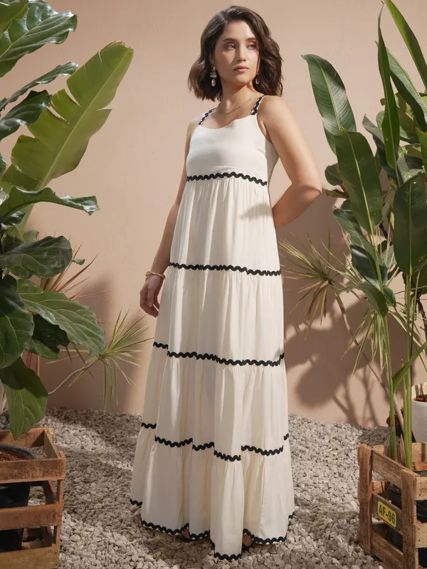 Vara By Vishudh Women Off White Solid A-Line Dress