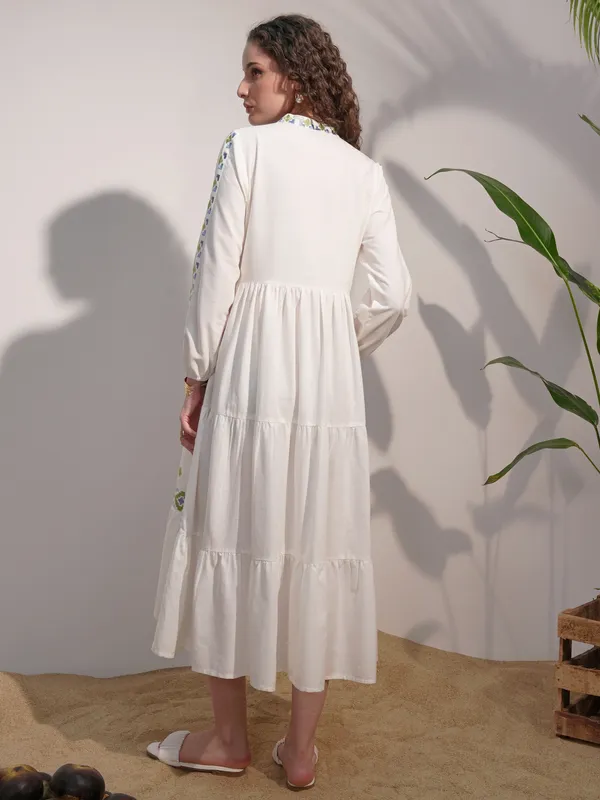 Vara By Vishudh Women White Embroidered A-Line Dress