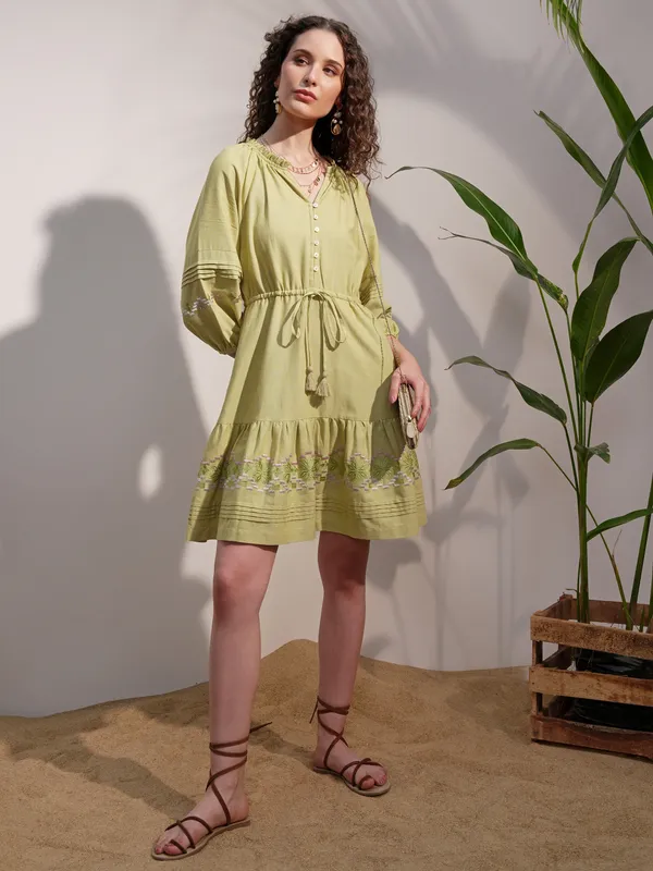 Vara By Vishudh Women Green Embroidered A-Line Dress