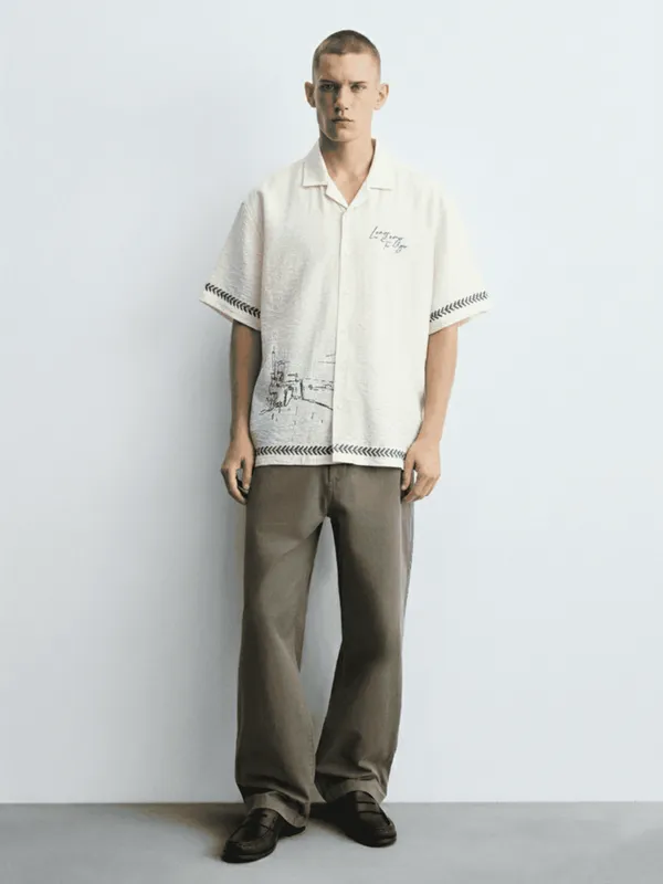 Highlander Men Off White Printed Boxy Fit Casual Shirt