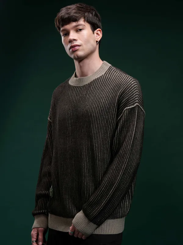 Highlander Men Black Round Neck Pullover Sweater