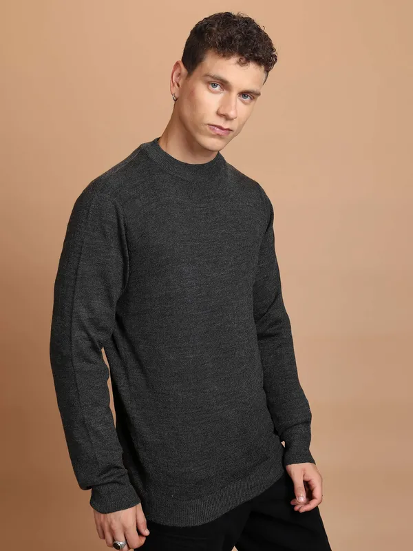 Highlander Men Grey Round Neck Pullover Sweater
