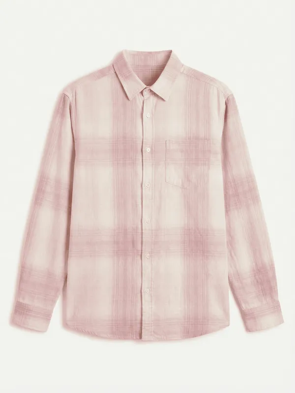 Highlander Men Pink Checked Relaxed Fit Casual Shirt