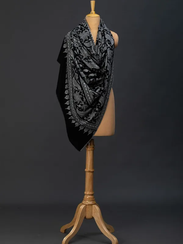 Handloom Pure Pashmina Shawl