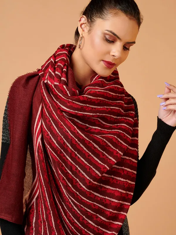 Woolen Stole