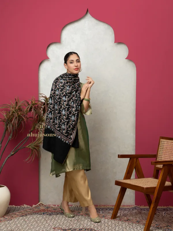 Handloom Pure Pashmina Shawl