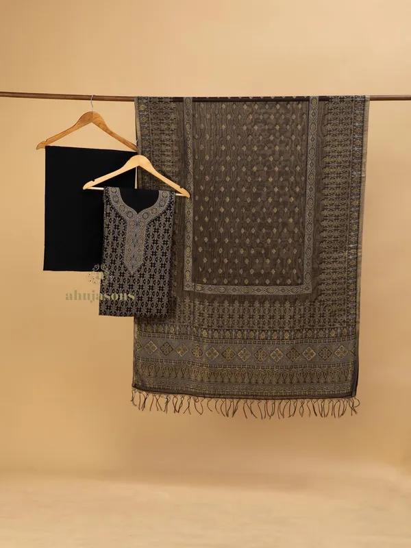 Cotton Silk Suit With Zari Weaving