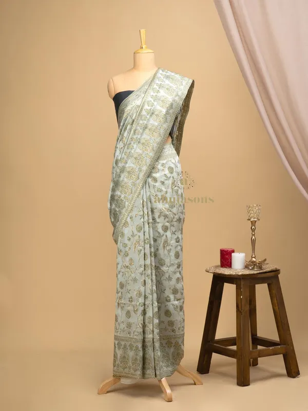 Saris