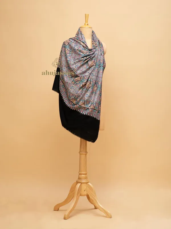 Handloom Pure Pashmina Shawl