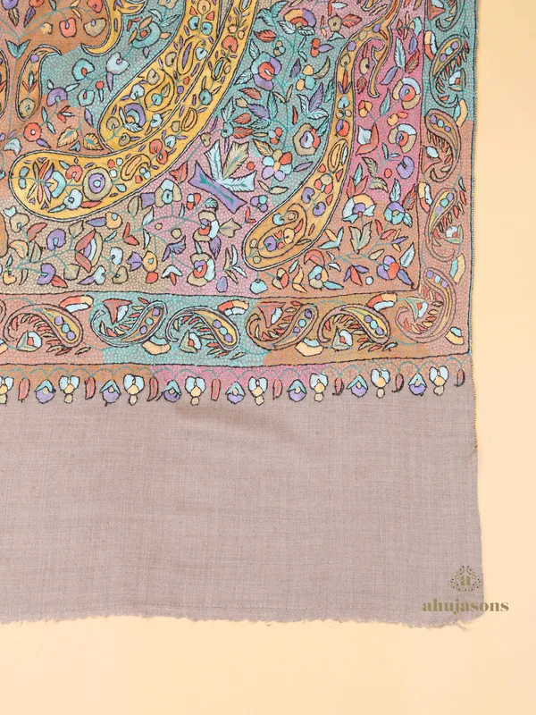 Handloom Pure Pashmina Shawl