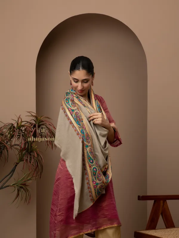 Handloom Pure Pashmina Shawl-Border Embroidery