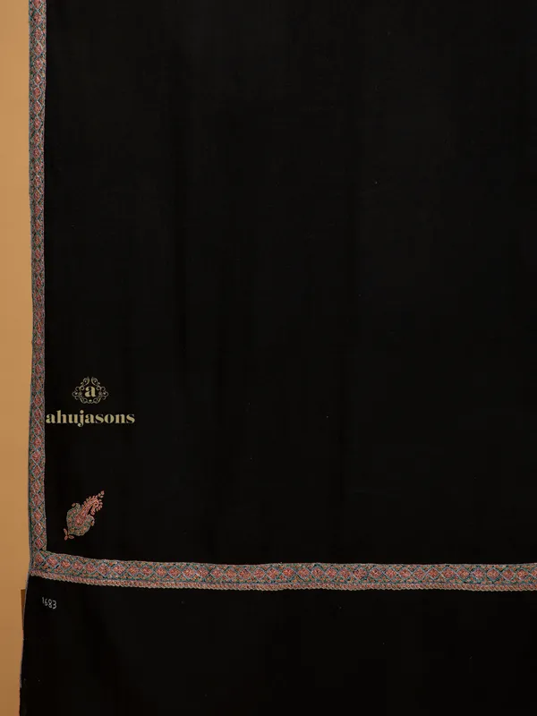 Handloom Pure Pashmina Shawl-Border Embroidery