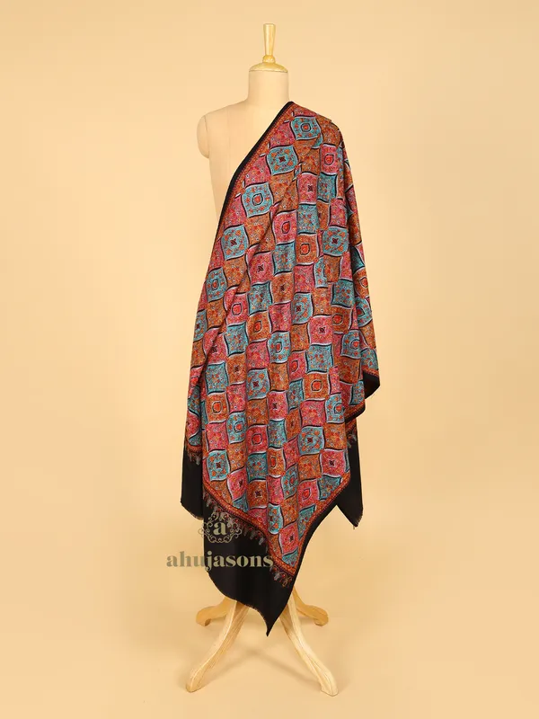 Woolen Shawl