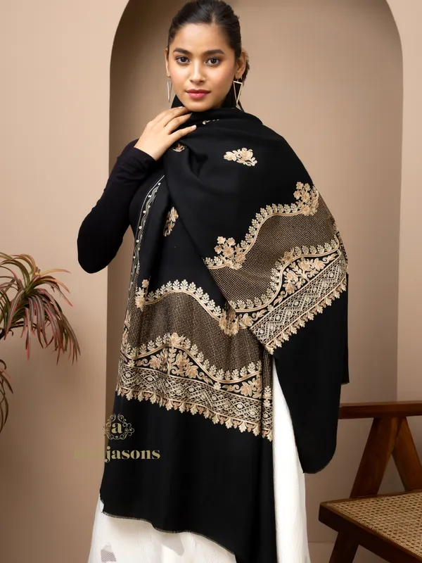 Woolen Stole