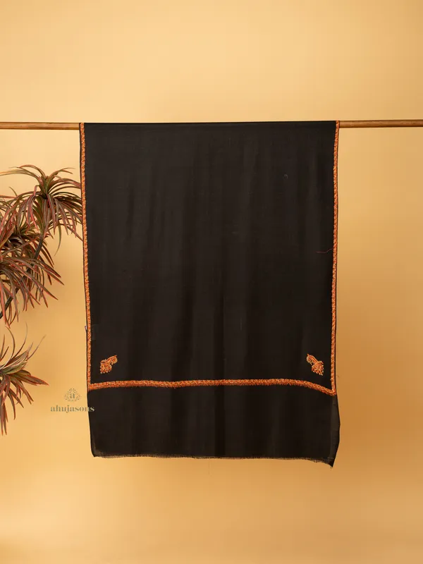 Woolen Stole