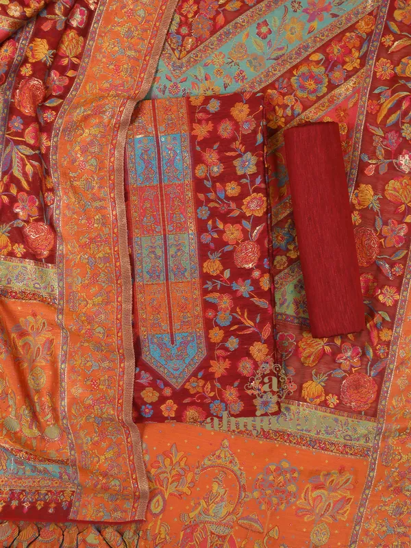 Silk Suit With Zari Weaving-AS01590462 | Guam