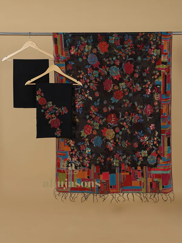 Silk Suit With Zari Weaving