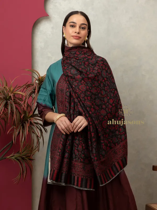 Woolen Shawl