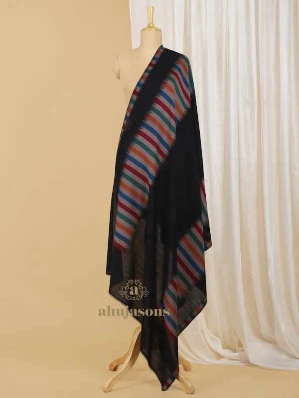 Ekat Shawl