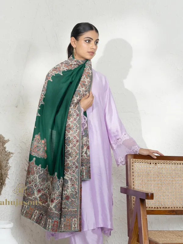 Green-Woollen Kani Weave Shawl in Traditional Kani Style