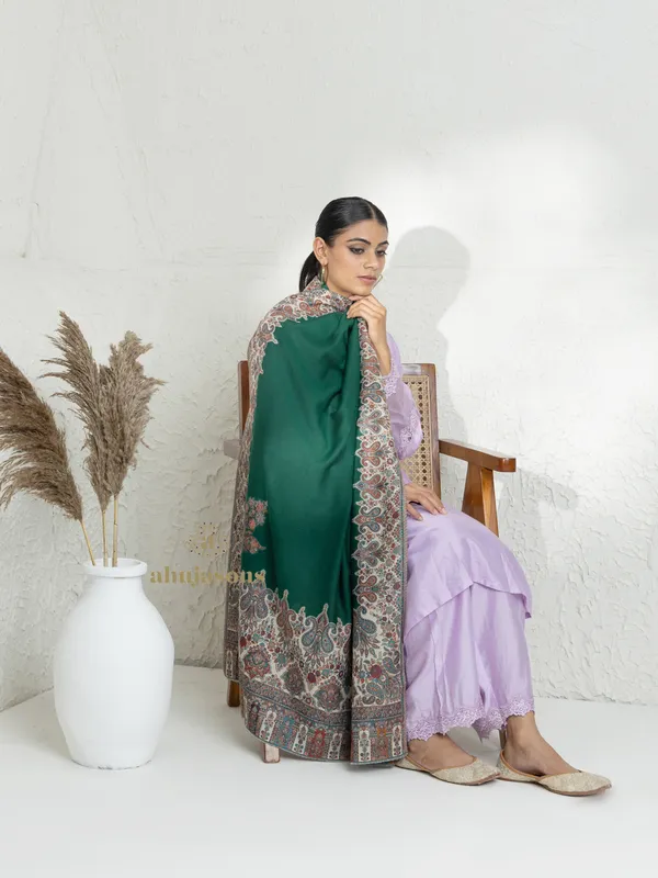 Green-Woollen Kani Weave Shawl in Traditional Kani Style