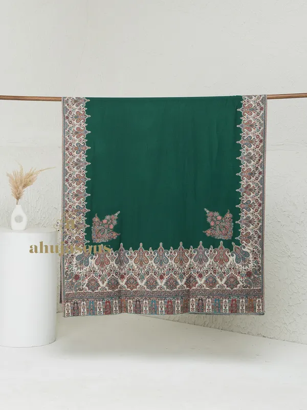 Green-Woollen Kani Weave Shawl in Traditional Kani Style