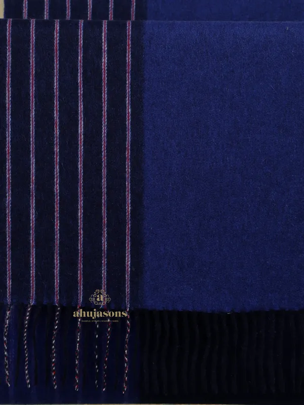 Elevate Your Look with the Elegant Blue Cashmere Muffler