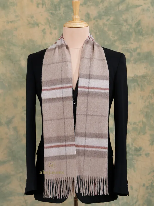 Effortless Winter Style with the Beige Cashmere Muffler