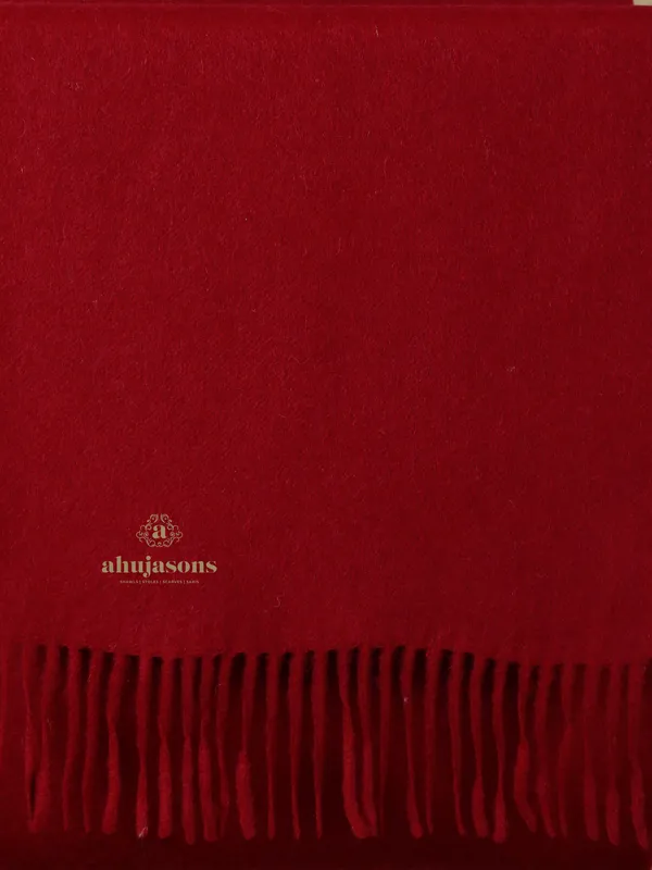 Elevate Your Look with the Elegant Red Cashmere Muffler