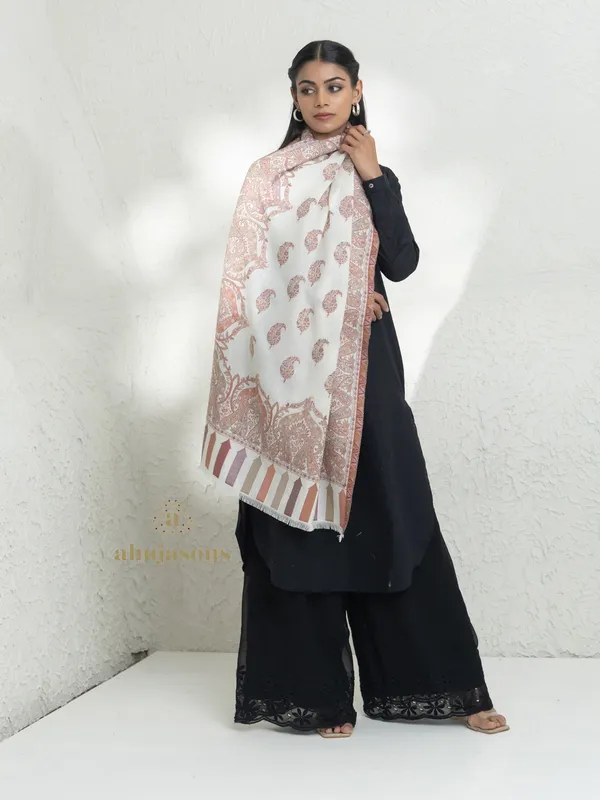 White-Woollen Kani Weave Stole with Intricate Kani Jaal Embroidery