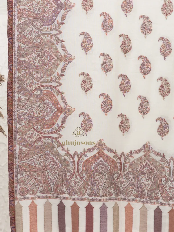 White-Woollen Kani Weave Stole with Intricate Kani Jaal Embroidery