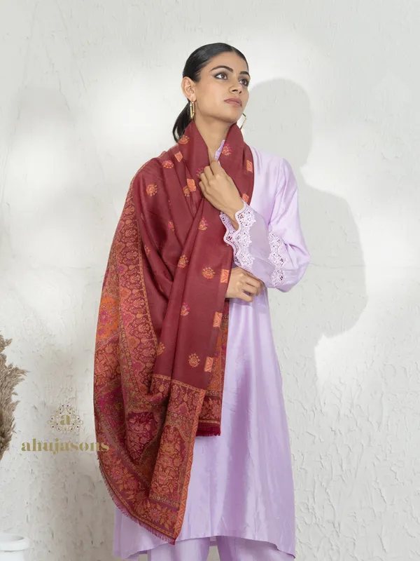 Maroon-Woollen Kani Weave Shawl with Palla Embroidery