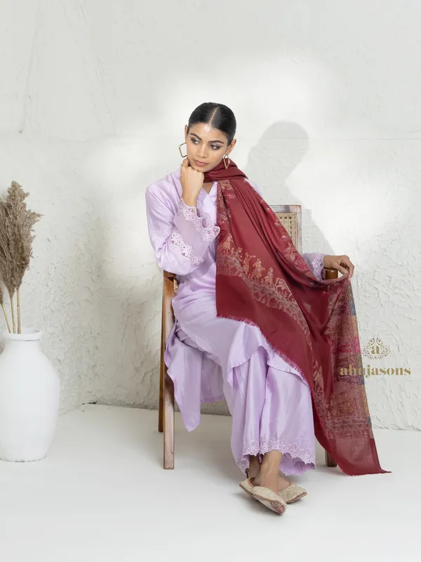 Maroon-Woollen Kani Weave Shawl in Classic Kani Design