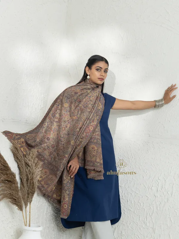 Beige-Woollen Kani Weave Shawl in Timeless Kani Design