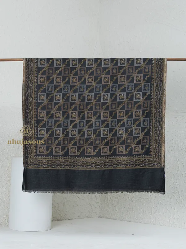 Black-Woollen Kani Weave Shawl in Authentic Kani Style