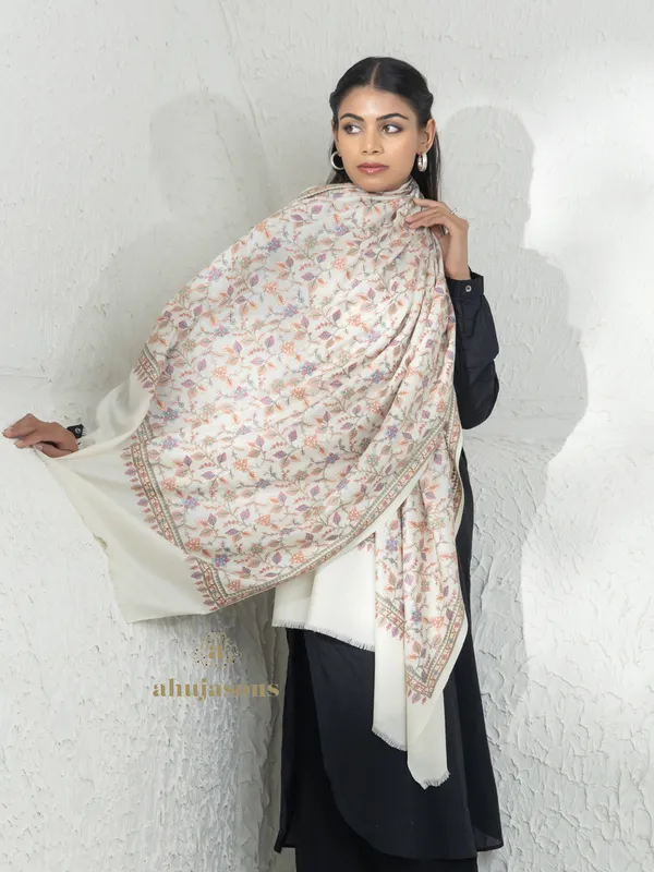 White-Woollen Aari Embroidery Shawl with Exquisite Needlework