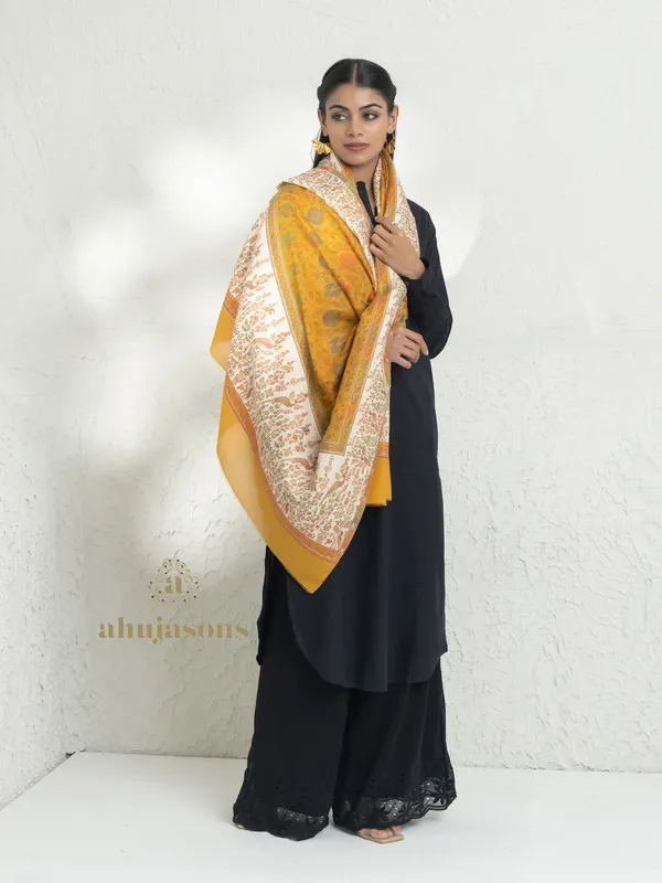 Mustard-Woollen Kani Weave Shawl Featuring Intricate Kani Zari