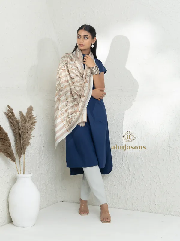White-Woollen Aari Embroidery Stole with Traditional Aari Patterns