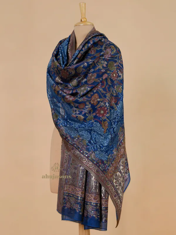 Midnight Breeze Pure Silk Dupatta with Delicate Lace