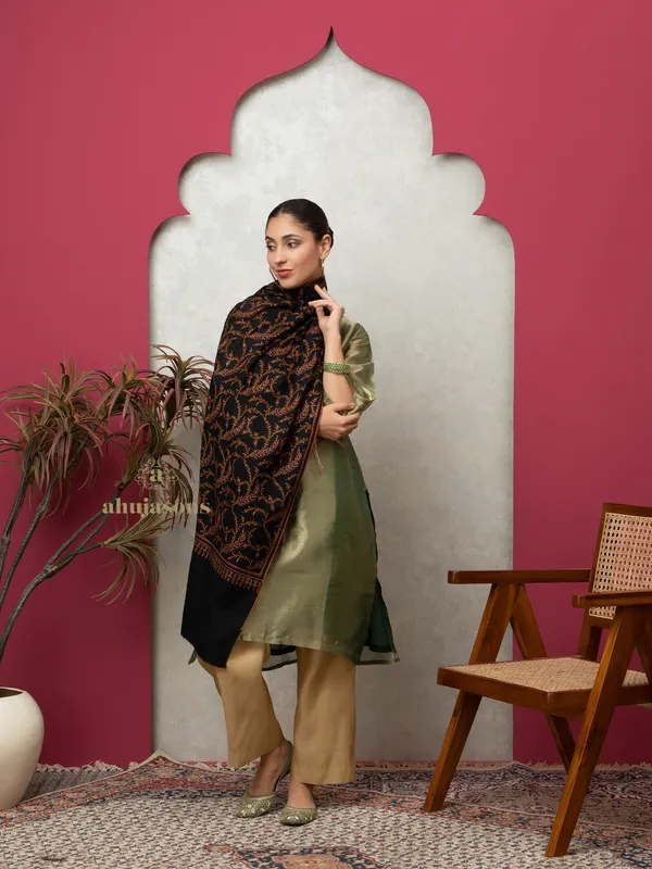 Handloom Pure Pashmina Shawl-Jaal